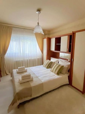 Lovely & quiet 1-bedroom condo with free parking